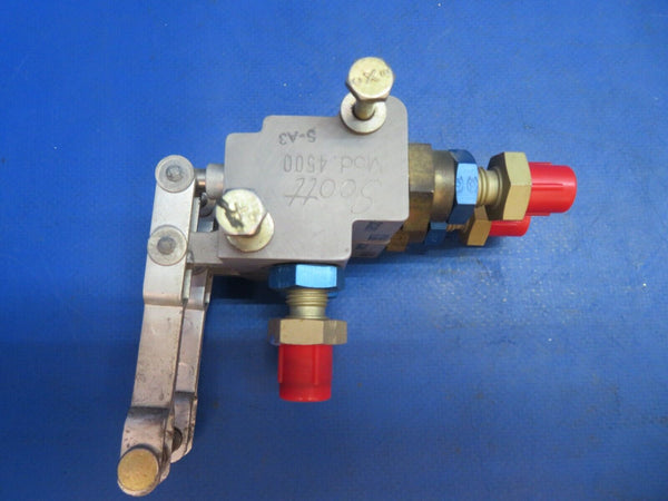 Piper Aerostar 602P Scott 4500 Parking Brake Valve P/N 980080-501 (0123-696)