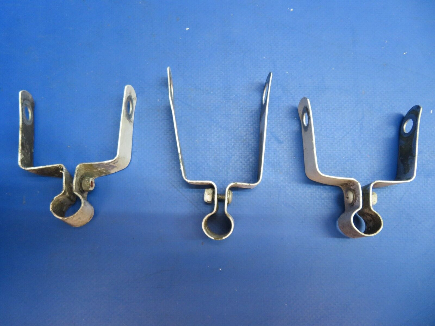 Piper PA-28-201T Dakota Clip Brake Hose P/N 63332-02 LOT OF 3 (1222-641)