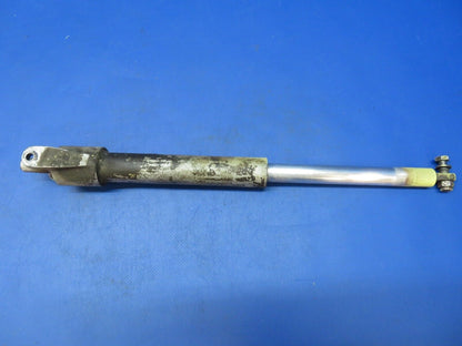 Beech C-35 Bonanza RH Flap Actuator Assy P/N 45-521212-1 (1122-171)