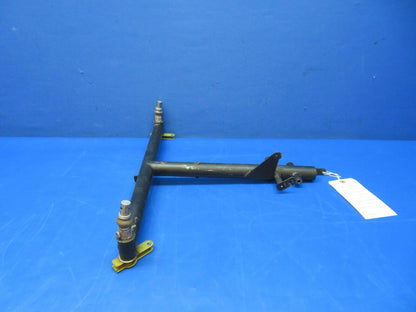 Grumman Yankee Trainer AA-1B Control Column Dual Controls 602104-502 (0124-327)