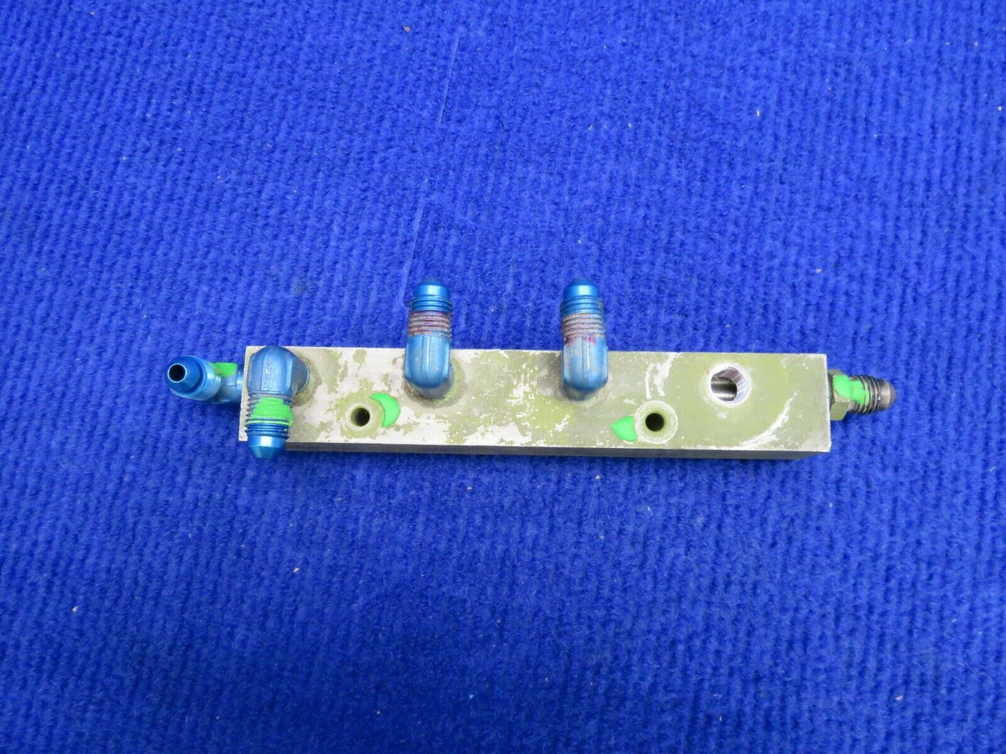 Piper PA-28R-201T LH Hydraulic Manifold P/N 67520-00 (0222-664)