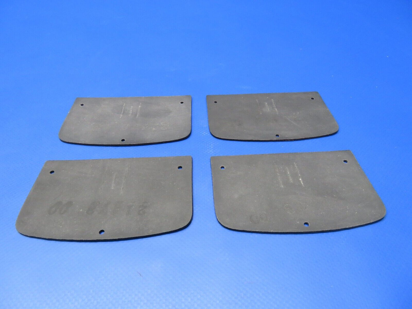 Piper Door Latch Seal P/N 21478-000 LOT OF 4 NOS (0922-360)