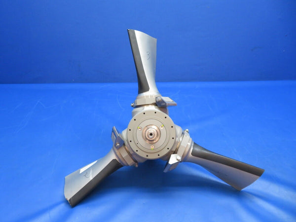 Diamond DA-42 RH Rotating MT Propeller MTV-12-B-C-F P/N CF183-59b (0623-610)