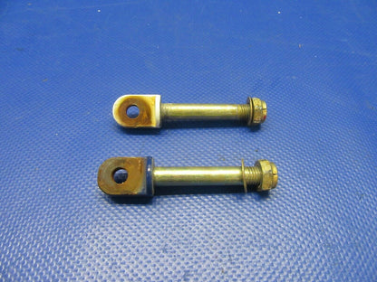 Piper PA-32RT Pin Door Latch P/N 68978-00, 68978-000 LOT OF 2 (0521-514)