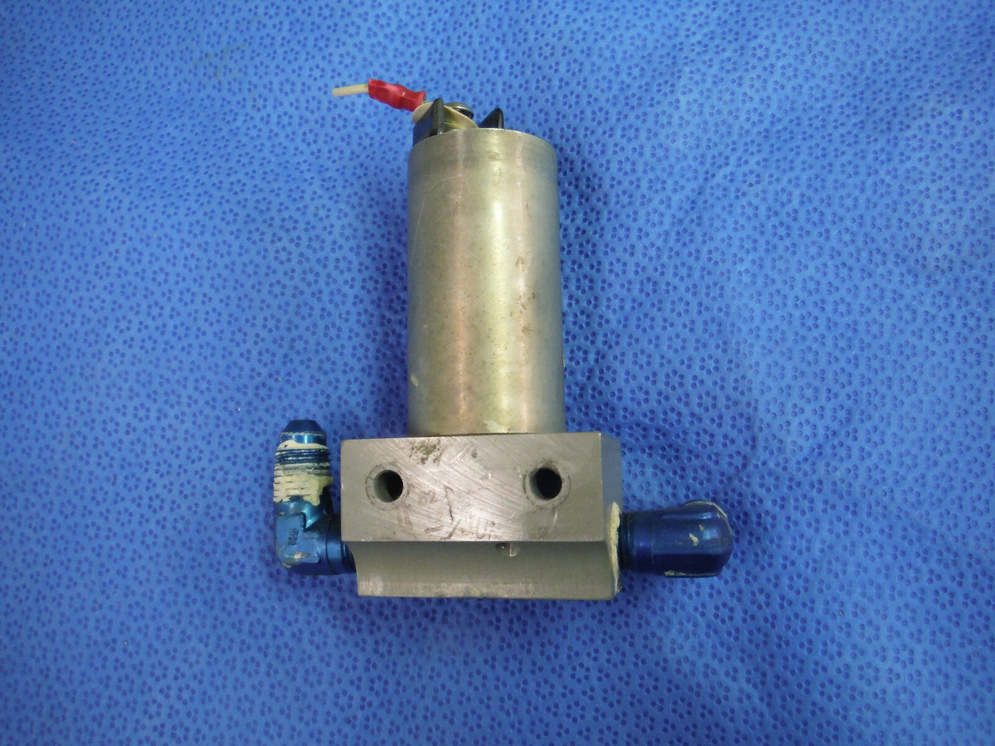 Beech Fluid Control Valve  P/N 58-3800861 ALT P/N 17719  (1215-10)