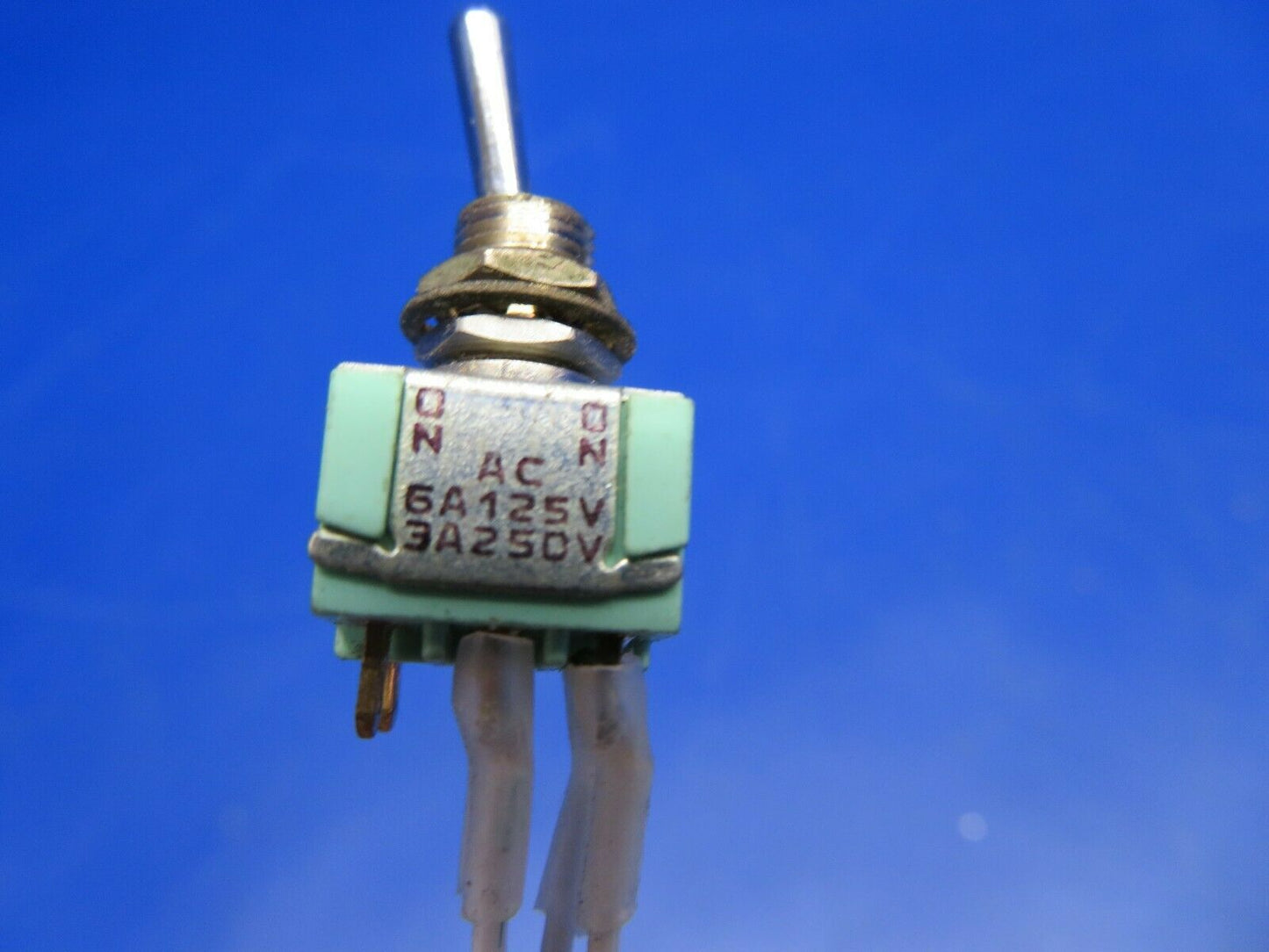 1964 Beech Baron 95-B55 Lot of Miscellaneous Switches (0620-629)
