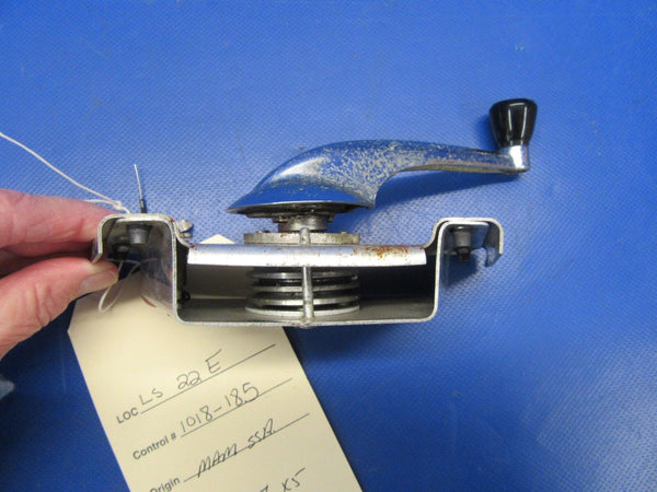 Piper PA-28-140 Cherokee Stabilator Trim Crank 464-023, 20908-000 (1018-185)