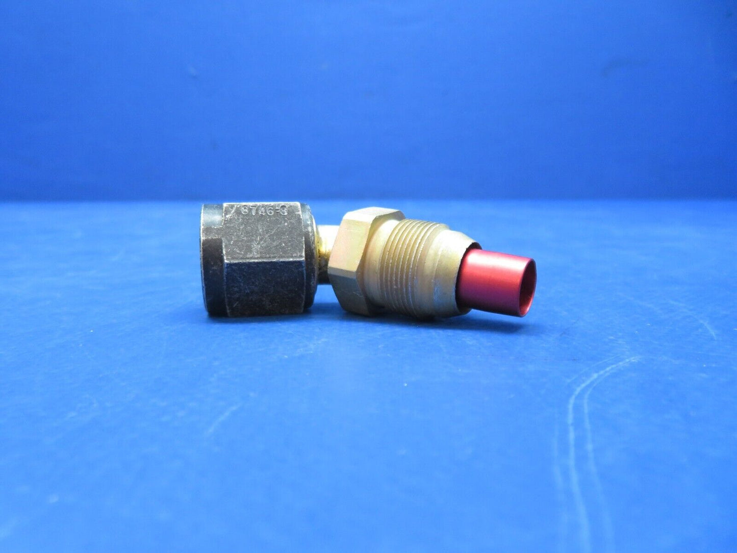 Eaton Nipple Assy P/N 8746-8 NOS (0923-733)