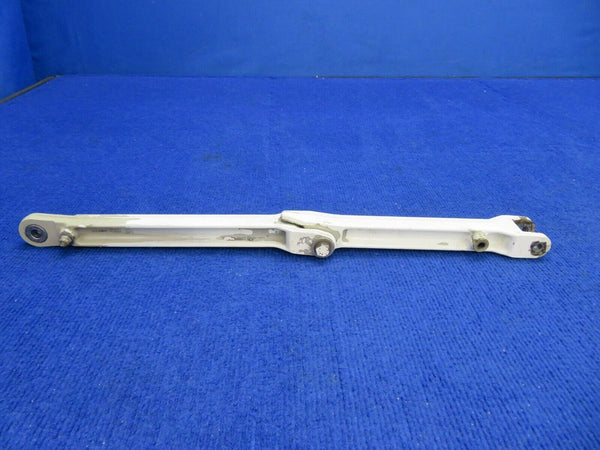 Cessna 310 Main Landing Gear Link Assy Upper & Lower LH P/N 0841102-4 (0522-363)