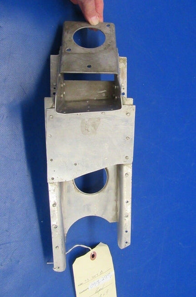 Cessna 206 Engine Mount Structure LH P/N 1213433-29 (0918-297)