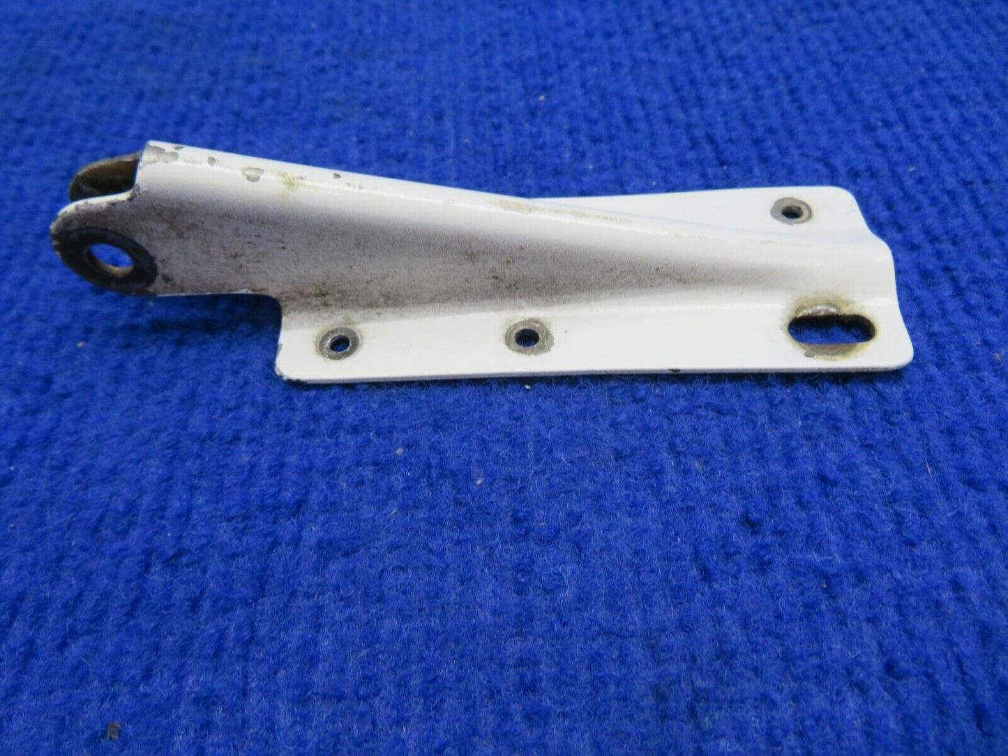 Piper Tomahawk PA-38-112 Door Hinge P/N 77510-02 (0422-314)