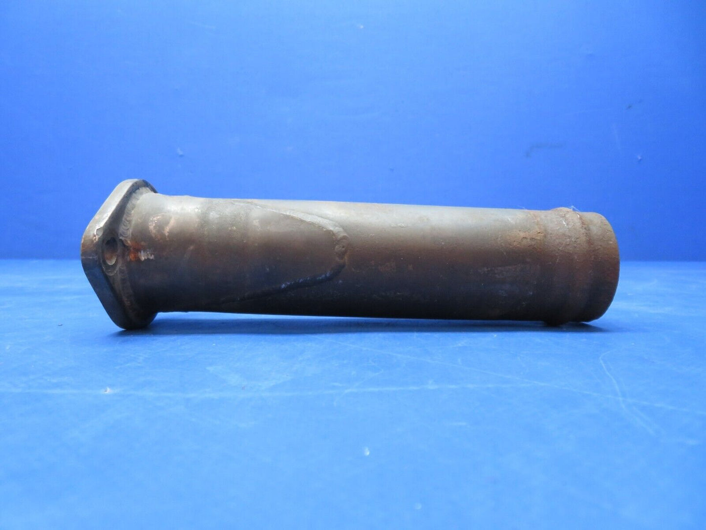 Cessna 182T Riser Exhaust AFT RH Lycoming w/ Probe Hole P/N 2254005-5 (1023-250)