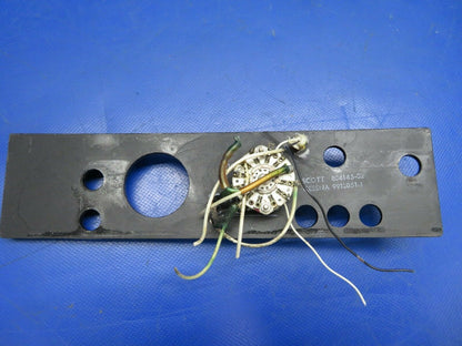 Cessna 310P Scott Panel Gear & Flap Switch 804145-02, 9910051-1 (0620-649)