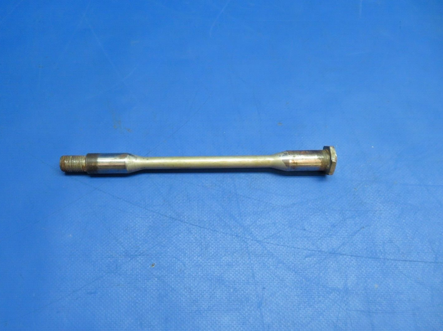 Socata TB-9 Tampico Main Landing Gear Bolt TB1009014100, TB1009110100 (0423-310)