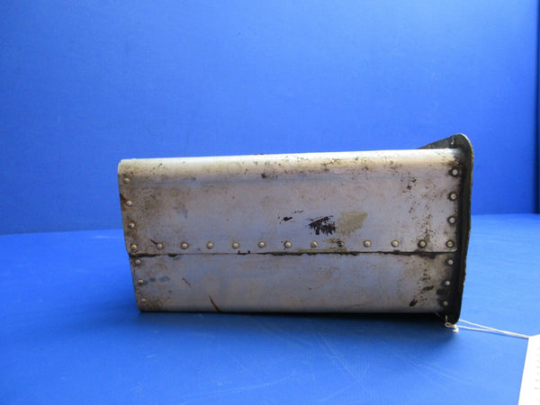 Damaged Beech C-35 Bonanza Battery Box Assy P/N 35-415410 (1023-791)