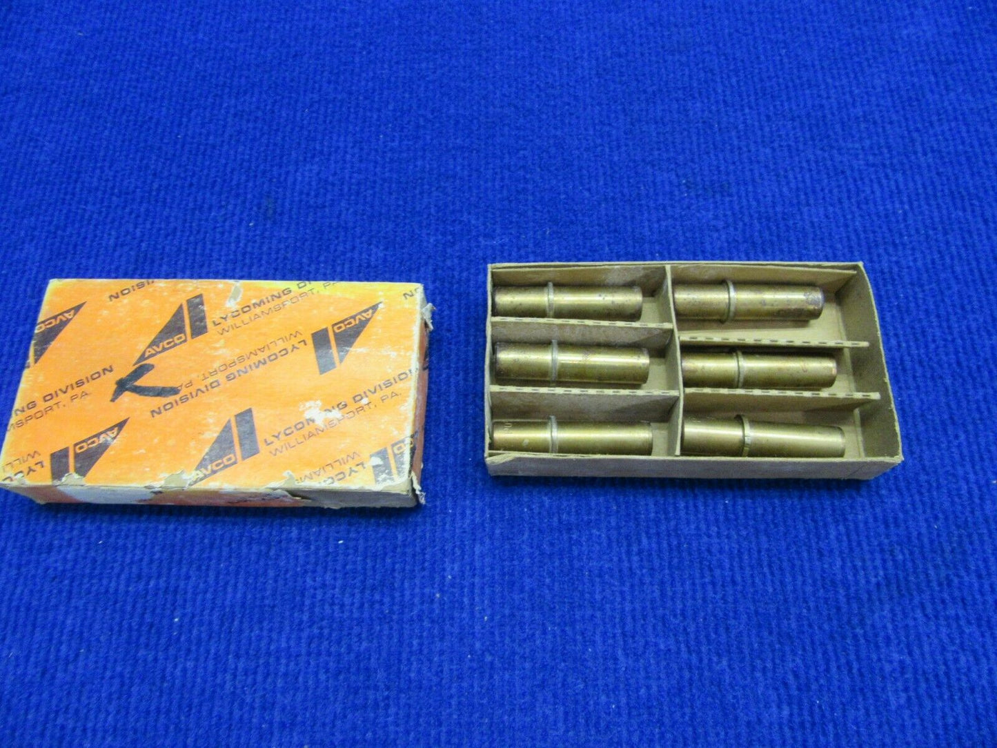 Lycoming Guide Valve Intake P/N 66713-P05 NOS LOT OF 6 (1121-610)