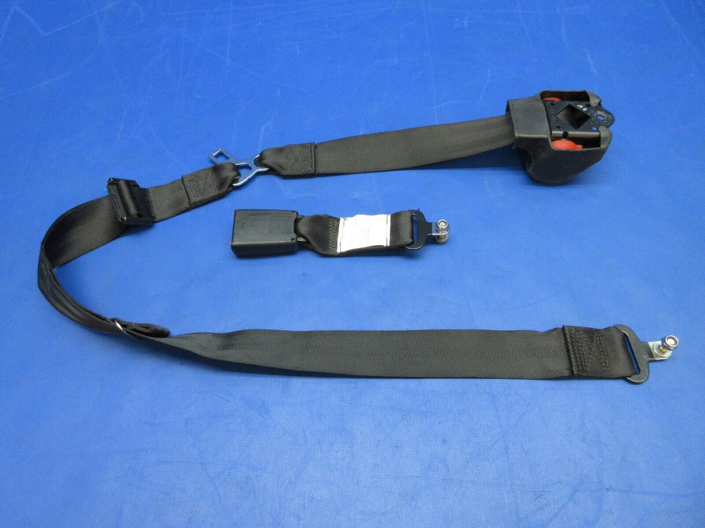 Diamond DA-42 RH Rear Schroth Safety Belt Assy P/N 5-01-2H0701 (0623-139)