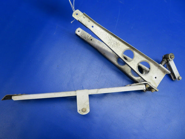 Piper PA-28-140 Stabilator Trim Bracket w/ Barrel 65244-000 (1220-393)