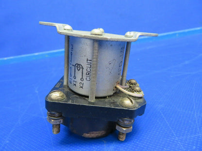 Cutler Hammer Relay 28 Volts P/N 6041H207A (0720-788)
