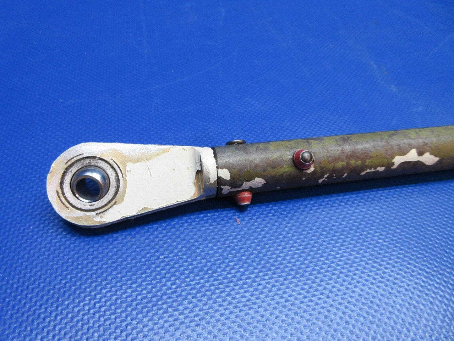 Cessna 401 / 401A AFT Tube Assy Main Gear Retract P/N 0840125-13 (0124-1415)