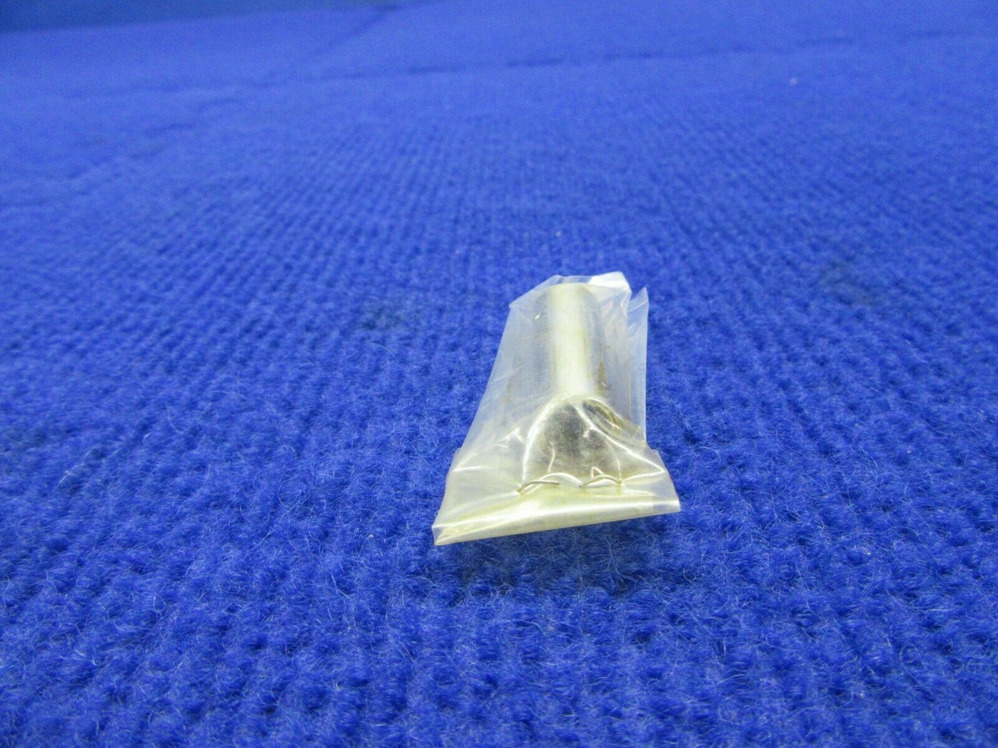 Cessna Wing Bolt Spacer NOS P/N 0841004-6 (1221-493)