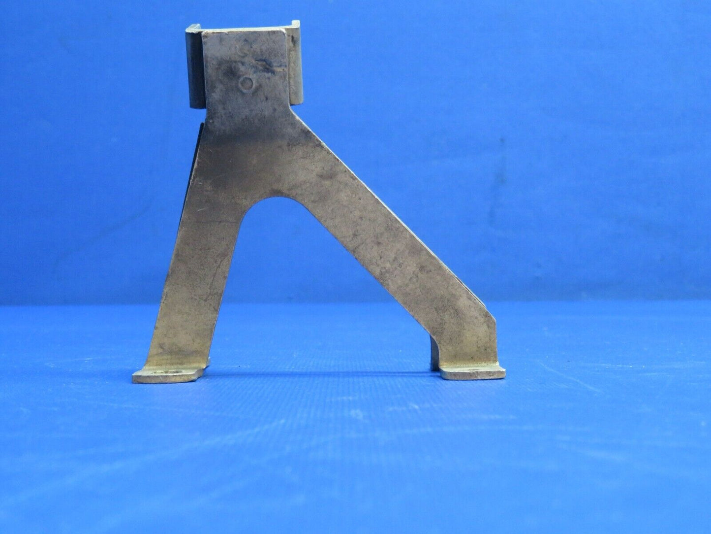 Continental Throttle Body Bracket P/N 630474 (0124-1027)