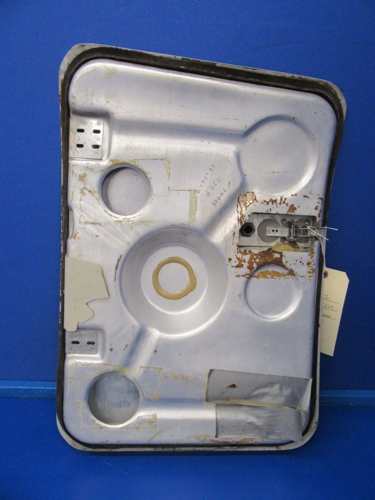 Cessna 172RG Baggage Door P/N 0717037-6 (0618-237)