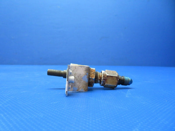 Cessna 401 / 401A Drain Valve Assy Wing Locker Aux. Fuel P/N 50BSH9 (1223-358)