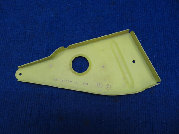 Beech Flap Hinge Bracket P/N 35-165050-31 NOS (0722-40)