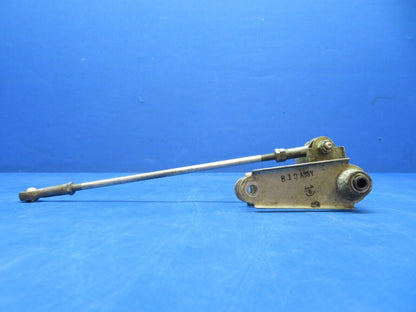 Early Cessna 310 / 310B OTBD Bellcrank LH INBD Flap P/N 0862100-13 (1223-141)