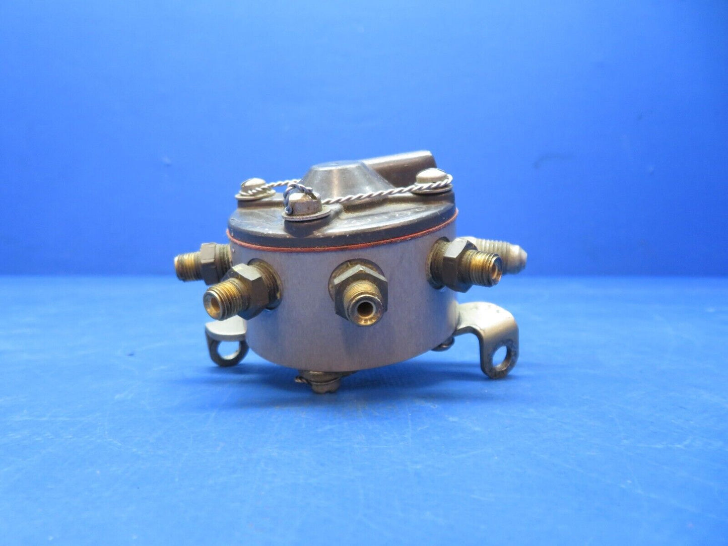 Lycoming TIO-540-U2A Fuel Manifold Assy P/N 79007 (0723-462)
