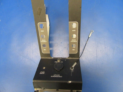 Cirrus SR-22 Aft Console P/N 19235 (1019-389)