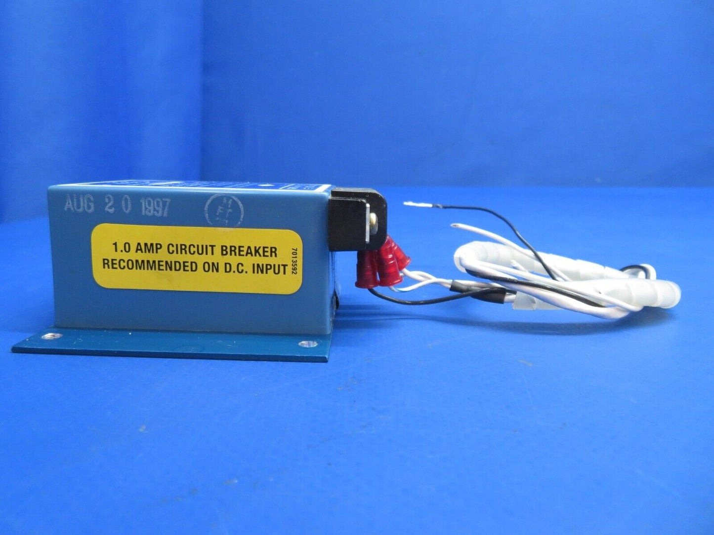 Piper PA-34-200T Seneca II Mid-Continent DC-AC Inverter  P/N MD26-14 (0223-805)