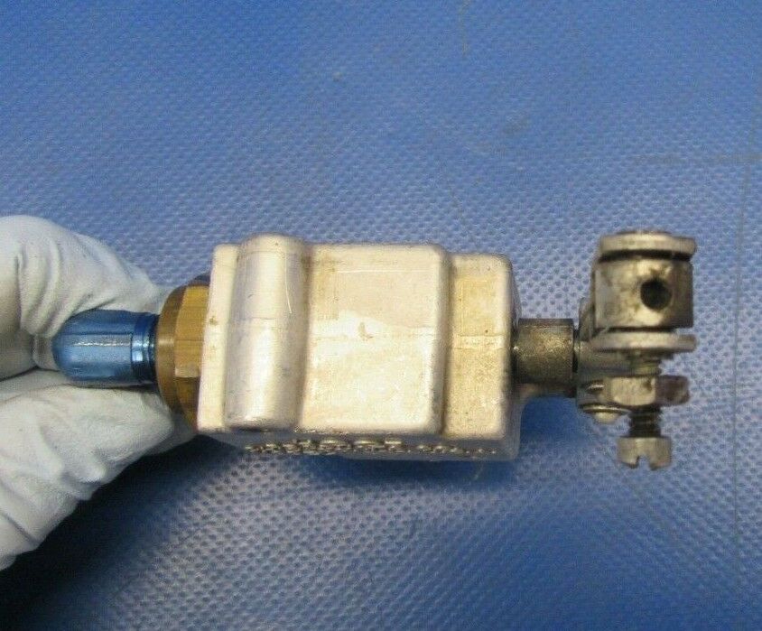 Beech Debonair 35-A33 Hoof Brake Valve Assy P/N A53-T (0119-307)