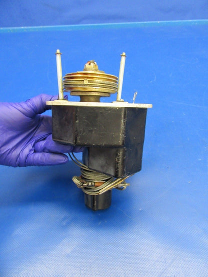 Cessna 210 E Edo Aire Mitchell Century I Roll Servo P/N 1C363-1-209R (0618-14)