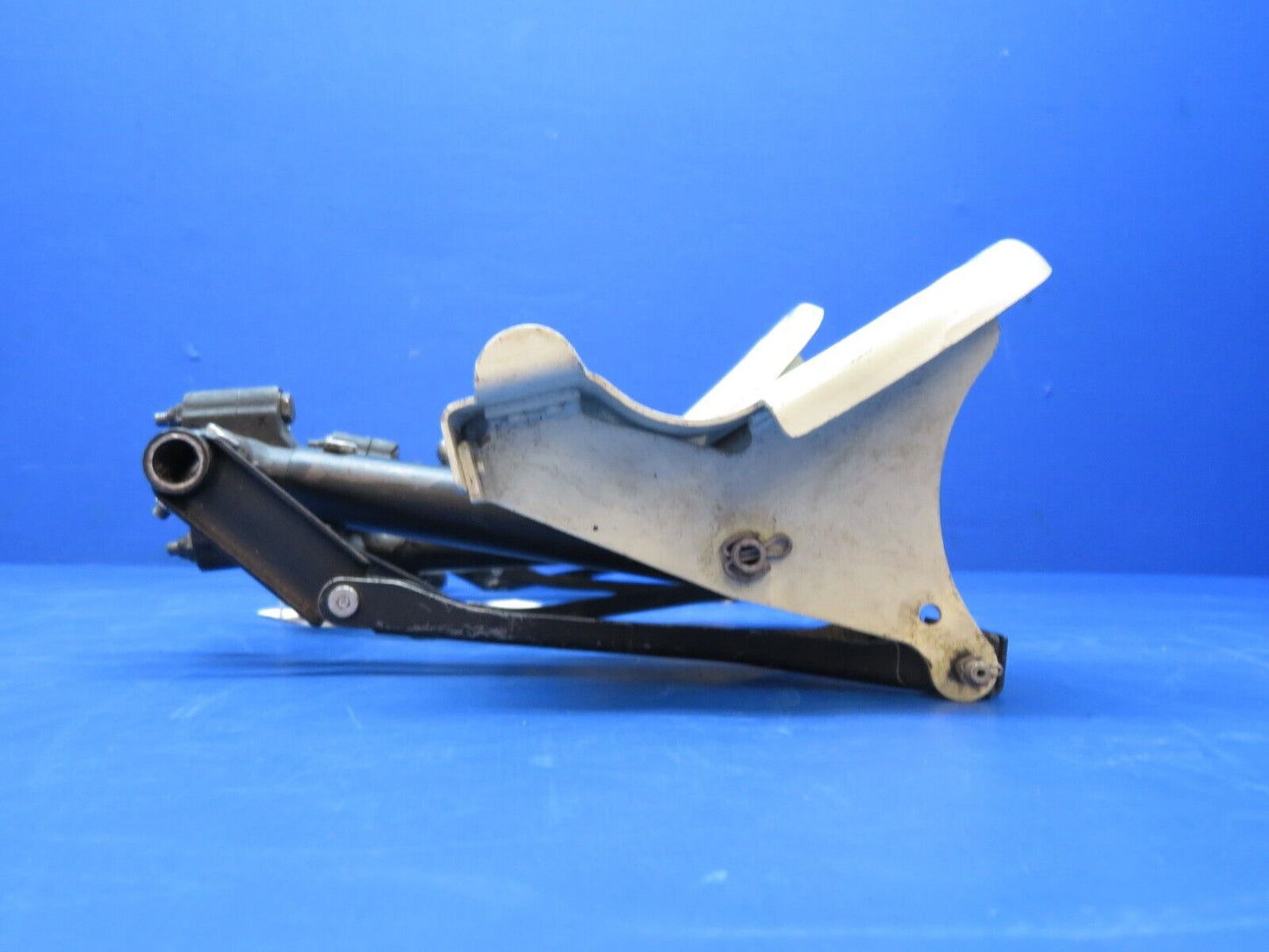 Early Cessna 172 Rudder Pedal / Weld Installation P/N 0310453 (0823-485)