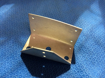 Cessna Engine Mount Attachment Bracket LWR LH P/N 0500044-21 (0316-153)