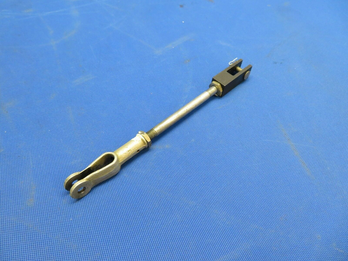 Cessna P210N / 210 Rod Cabin Door Latch P/N NAS354-4-412 (1020-131)