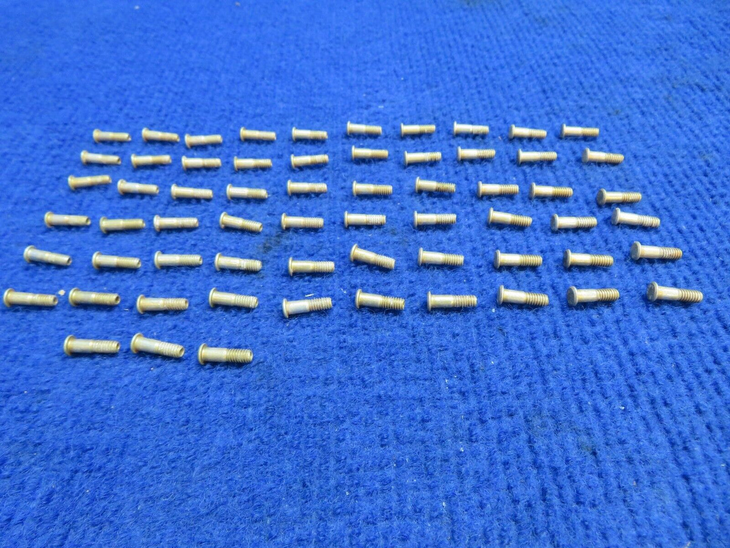 Hi-Loc Fasteners P/N HL18PB5-4 LOT OF 63 NOS (0822-355)