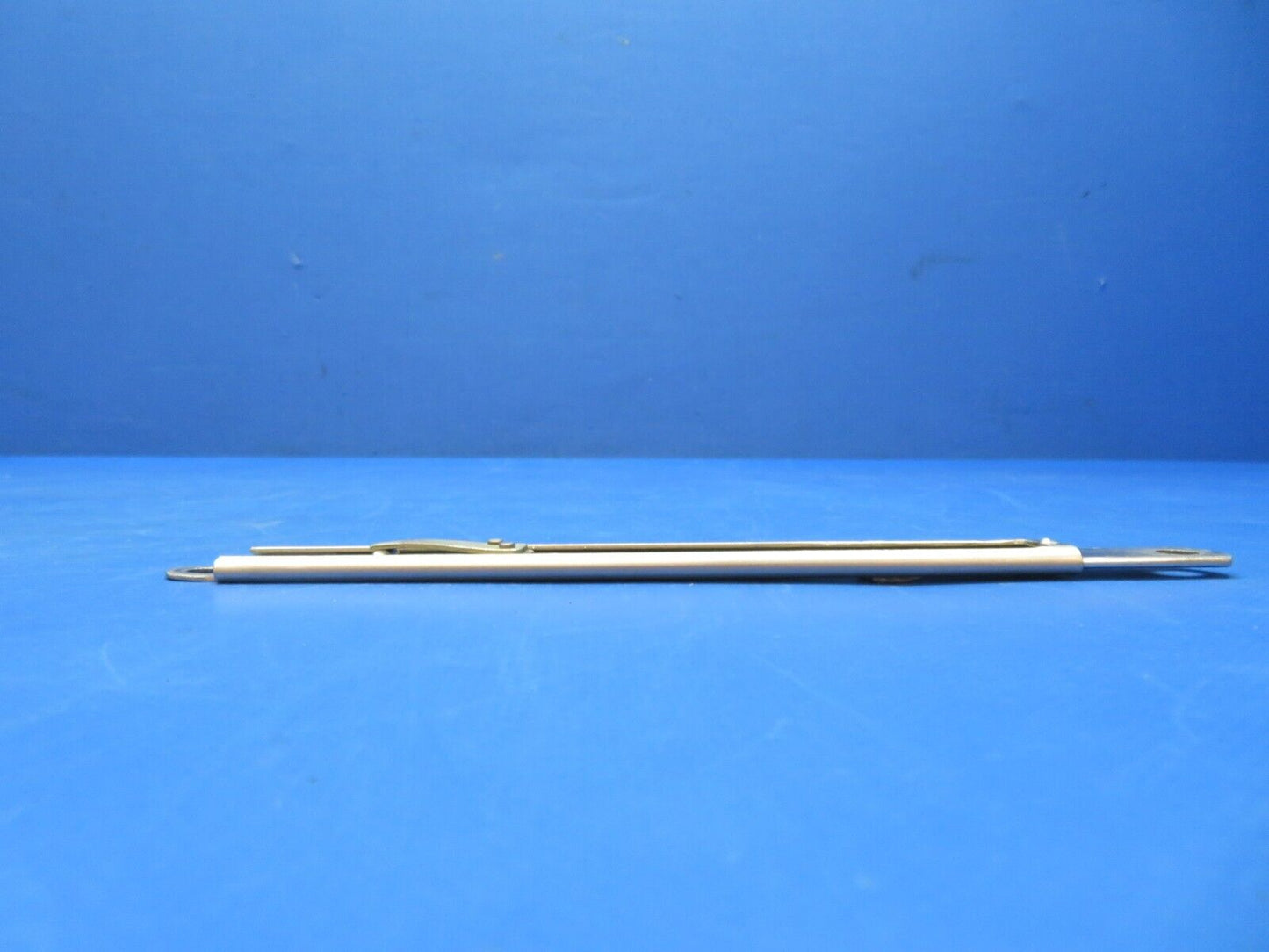 Cessna 310 / 310Q Cabin Door Stop Assy P/N 0811488-15 (0823-753)