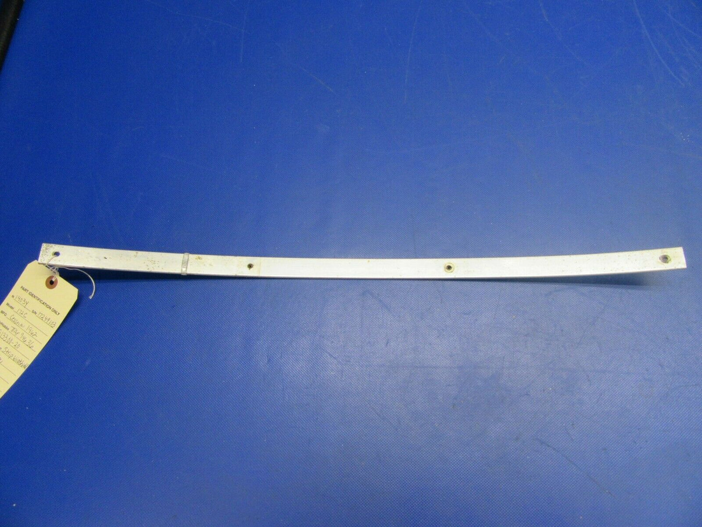 Cessna 172 / 172C Strip Windshield Inside Center P/N 0513300-20 (0821-613)