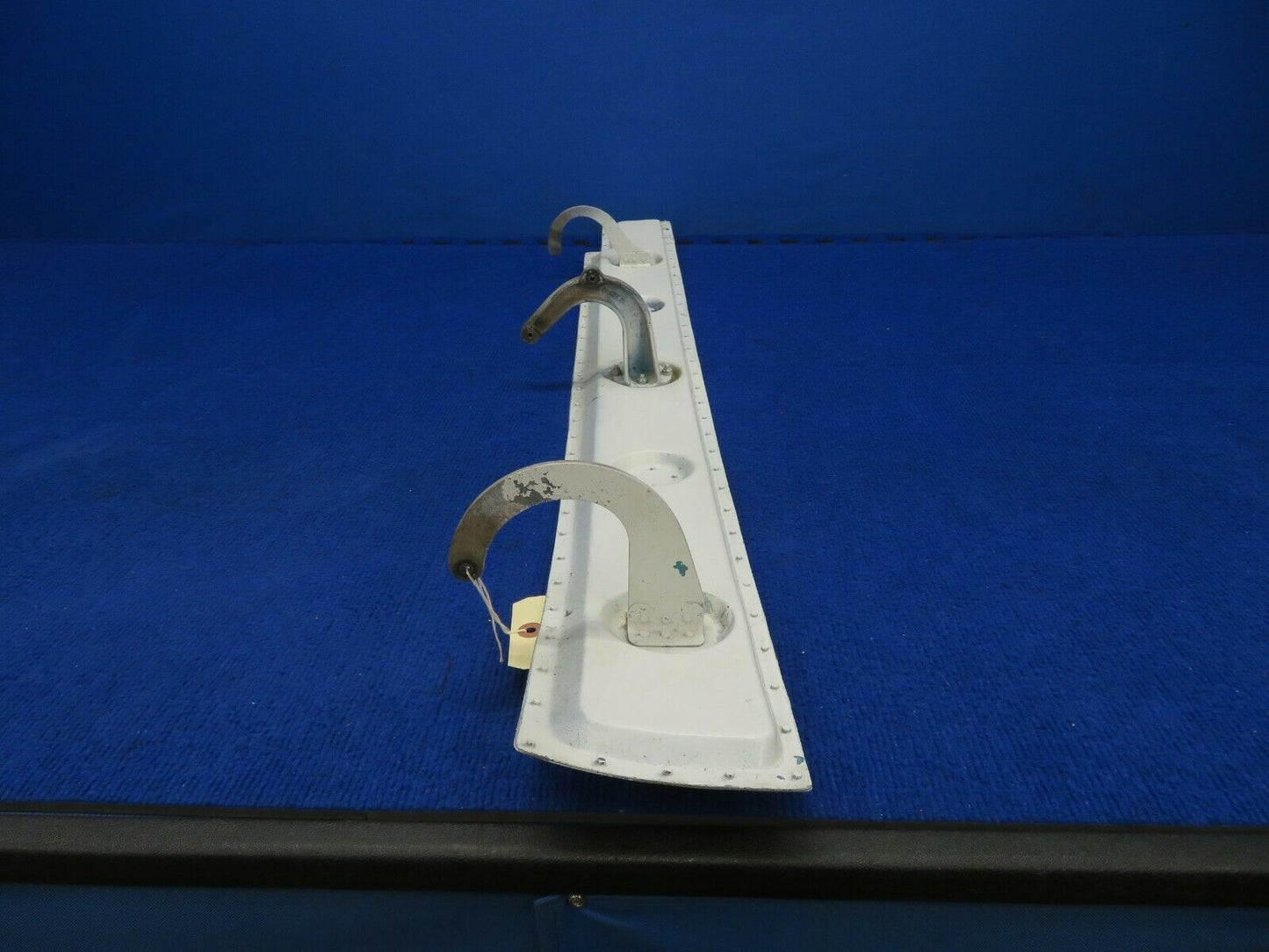 1956 Cessna 310 Main Nose Gear Door Assy RH P/N 0813300-2 (0422-63)