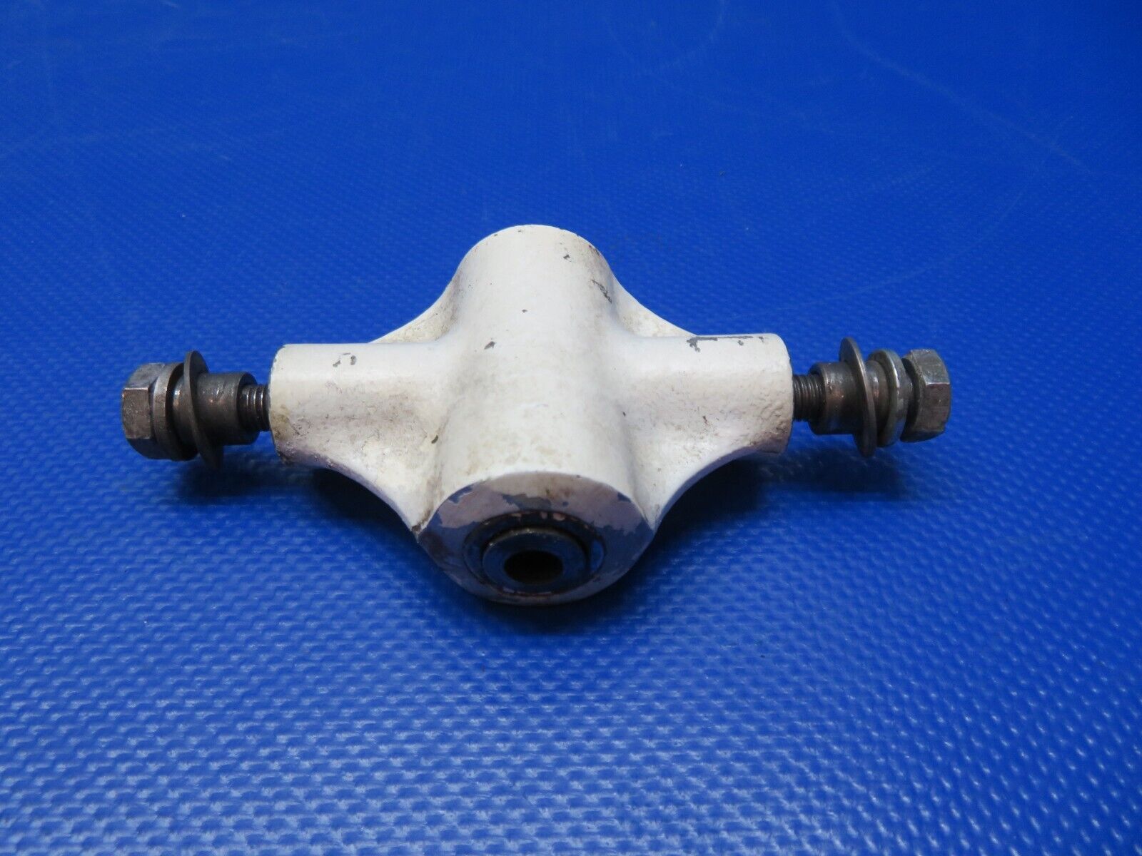 Cessna 401 / 401A NG Steering Gimbal Block P/N 5042012-4 (0124-172)