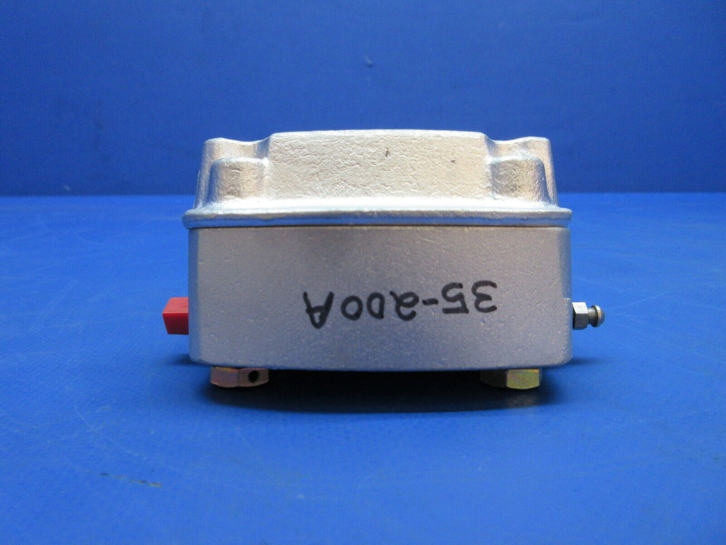 Cleveland Brake Caliper P/N 35-200A OVERHAULED (0723-168)