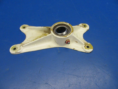 Piper PA-24-250 Comanche Main Gear Fitting AFT LH P/N 20393-00 (1219-126)