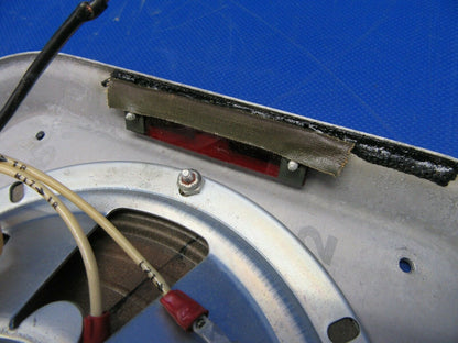 Beech G-35 Bonanza Dome Light and Radio Speaker Assy P/N 35-344140-602 (0620-209