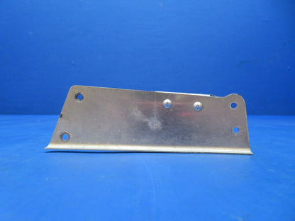 Piper PA-28R-180 Engine Control Bracket & Support P/N 67206-00 (1123-437)