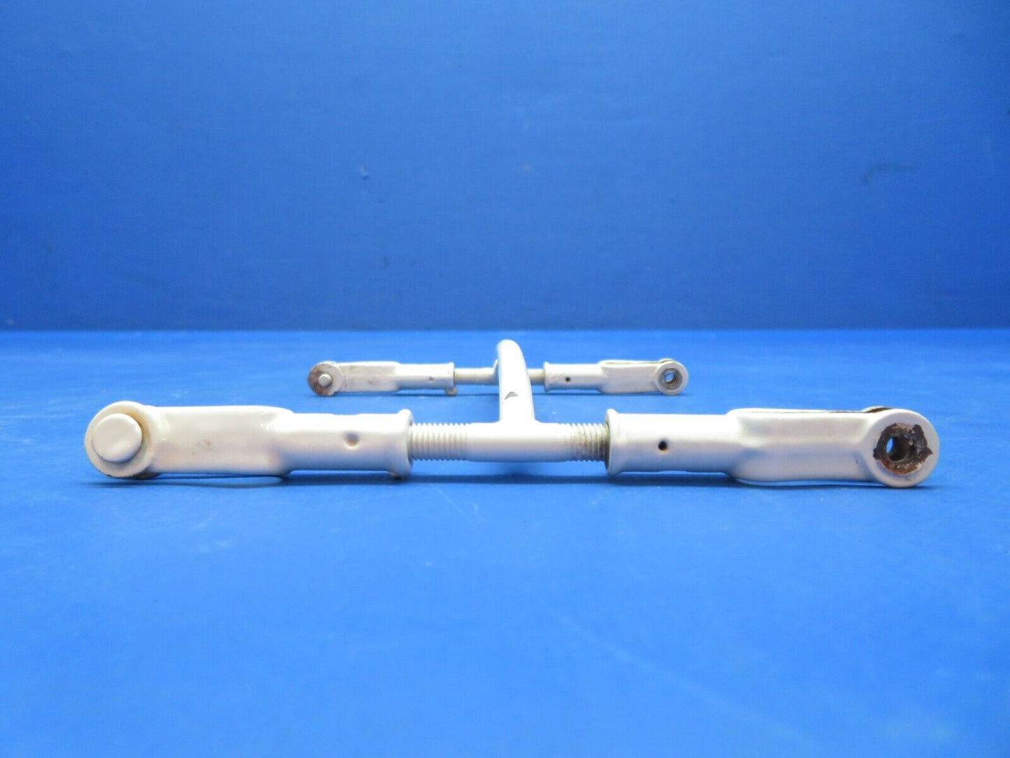 Cessna 310 / 310Q Nose Gear FWD Door Actuating Tie Rod P/N 0813300-77 (0823-661)