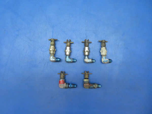 Beech Baron Fuel Drain Couplers w/ CCA-4850 Drain Valves LOT OF 6 (0623-394)