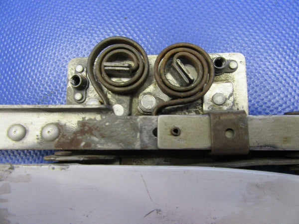 1960 Cessna 210 Cabin Door Latch LH 0711017, 0711032-2, 0711018-23 (0321-315)